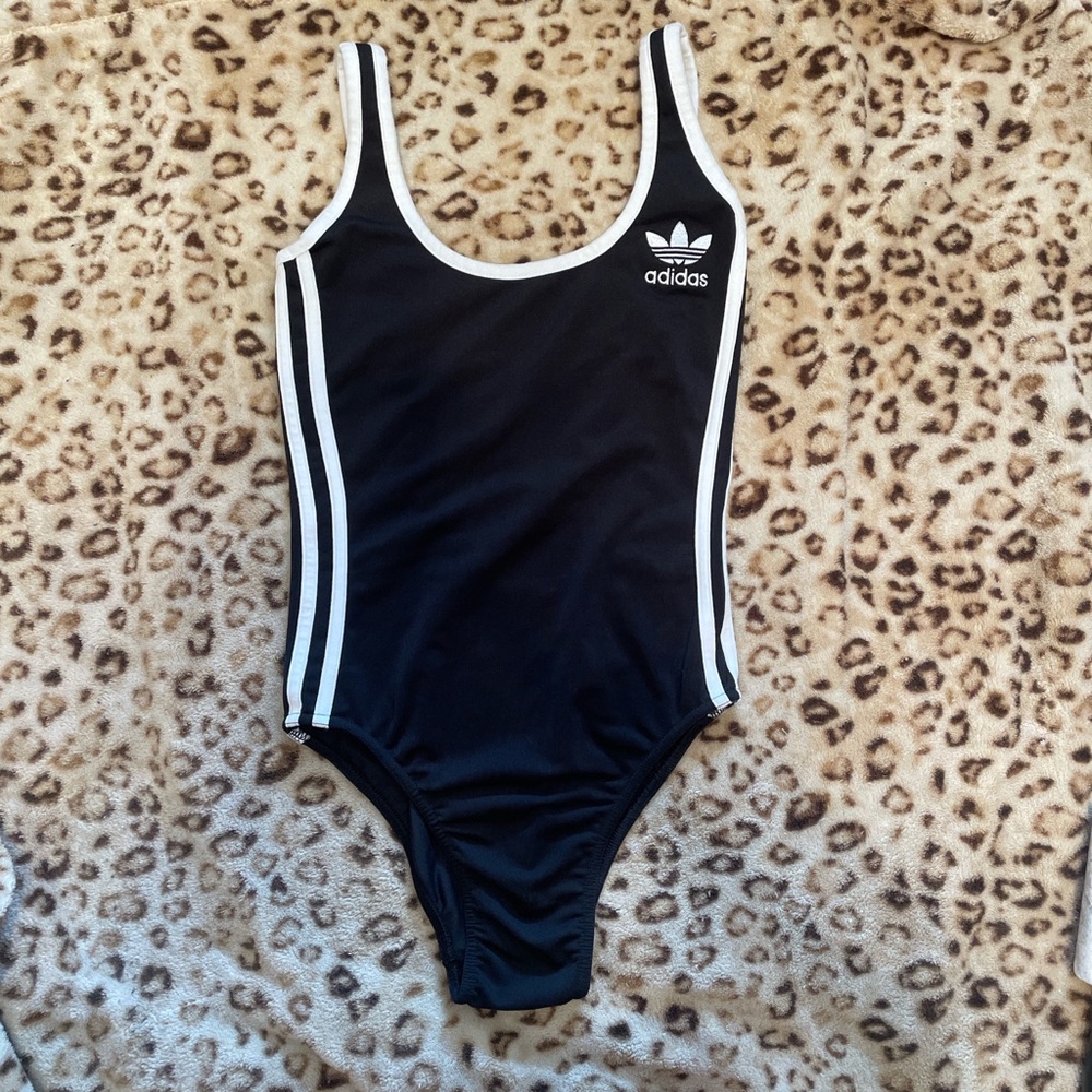 Adidas Bodysuit 🖤